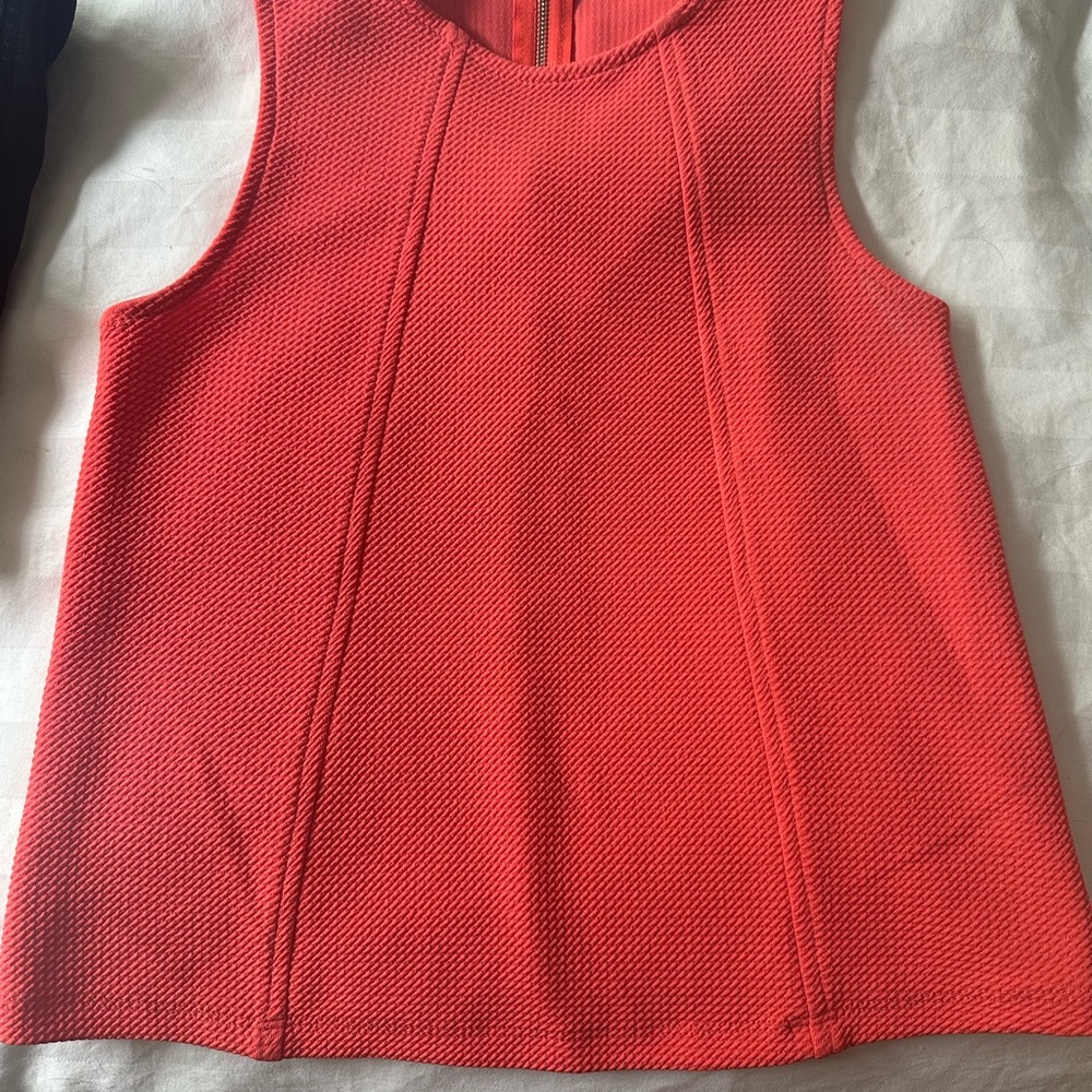 Soprano Coral Textured Fitted Tank Top